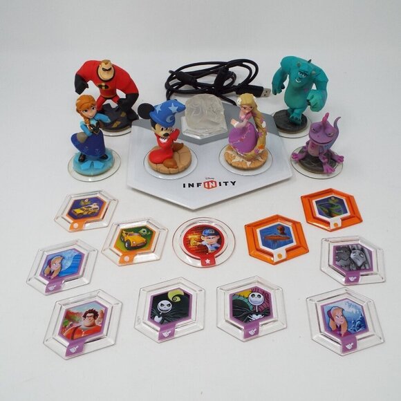 19 Pcs Disney Infinity Bundle - Picture 1 of 7